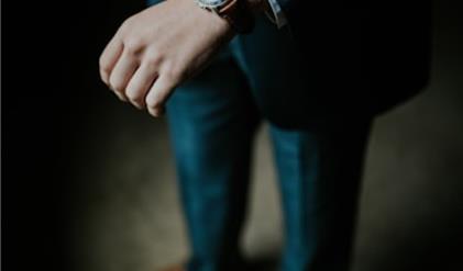 مجموعه‌های شلوار خود را با رنگ‌های همیشگی زیبا کنید